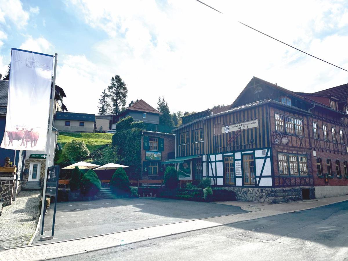 Gasthof & Pension "Schwarzer Adler" Масерберг Екстериор снимка