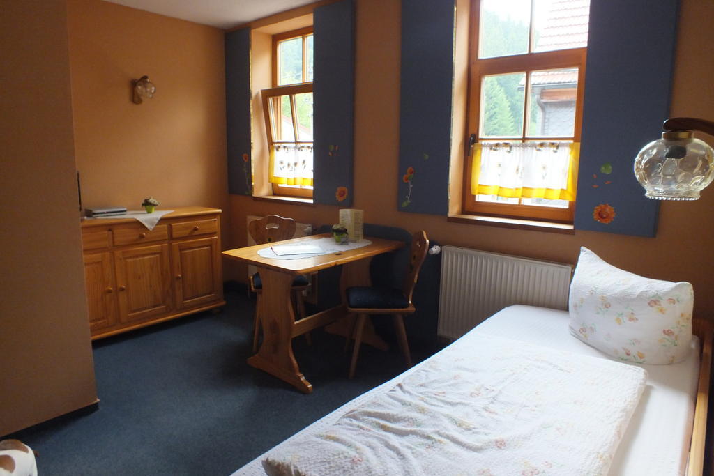 Gasthof & Pension "Schwarzer Adler" Масерберг Екстериор снимка
